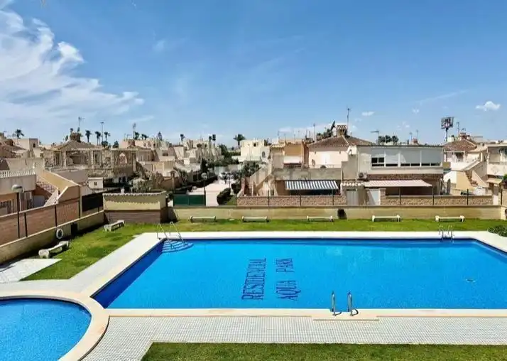 Swimming pool of Single-family semi-detached for sale in Torrevieja