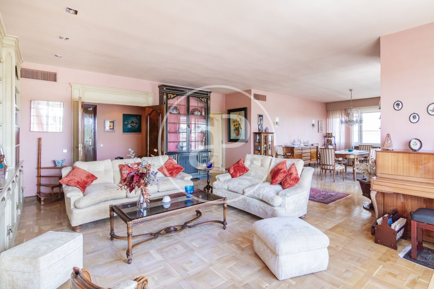 Living room of Flat to rent in  Madrid Capital  with Air Conditioner, Heating and Private garden