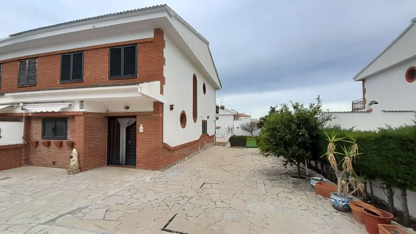 Adosado con terraza en venta en Les Tres Cales, imagen 2
