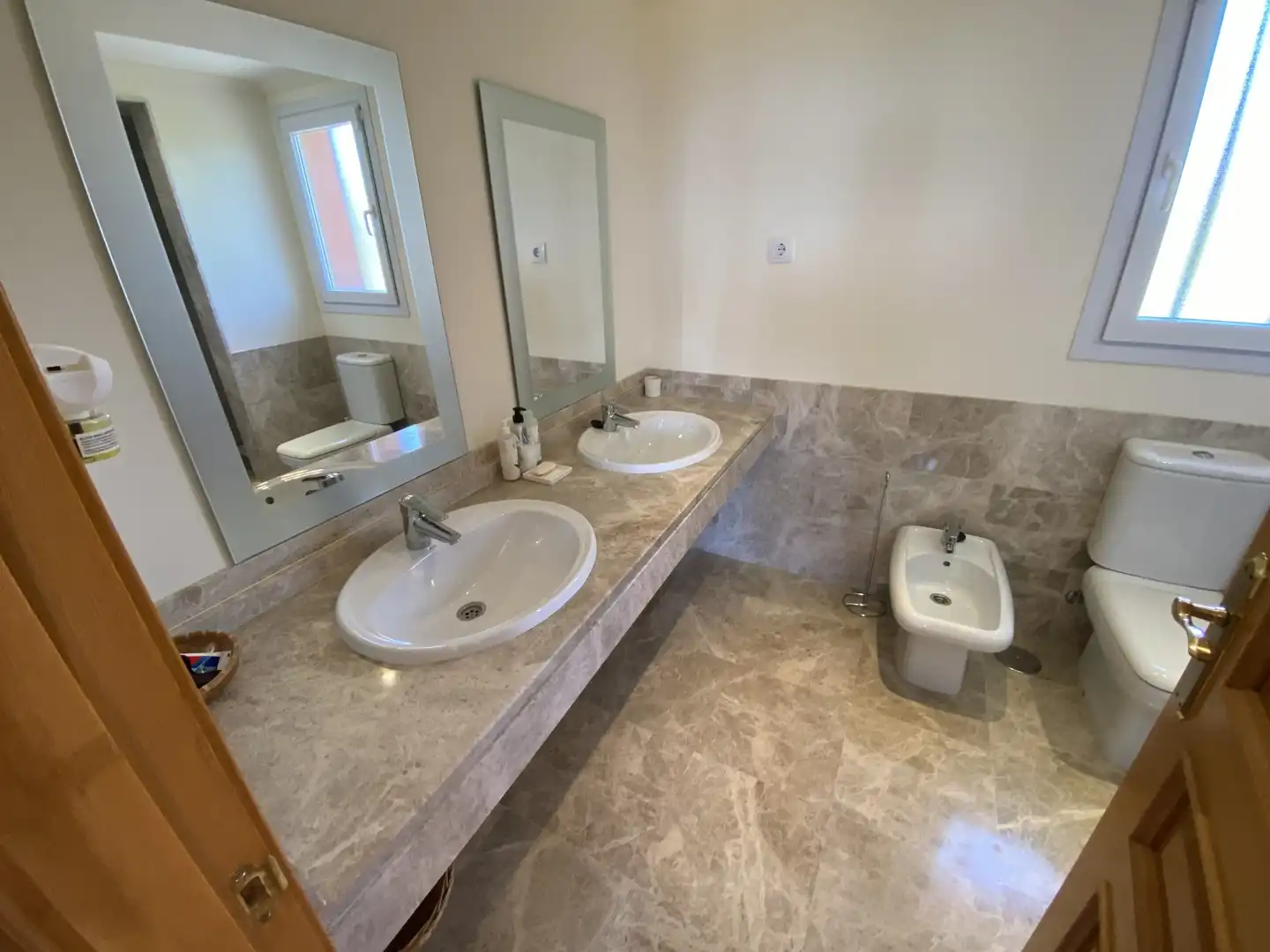 Bathroom of Detached homes for rent in Marbella  with Air Conditioner, Terrace and Swimming Pool