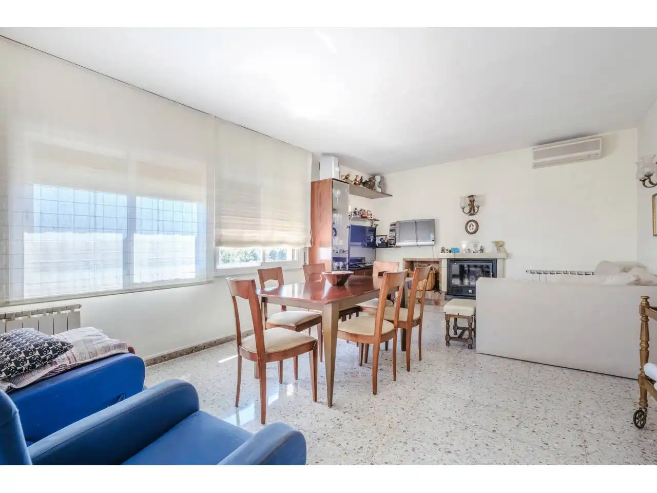 Sala d'estar de Casa o xalet en venda en Matadepera amb Aire condicionat, Calefacció i Jardí privat