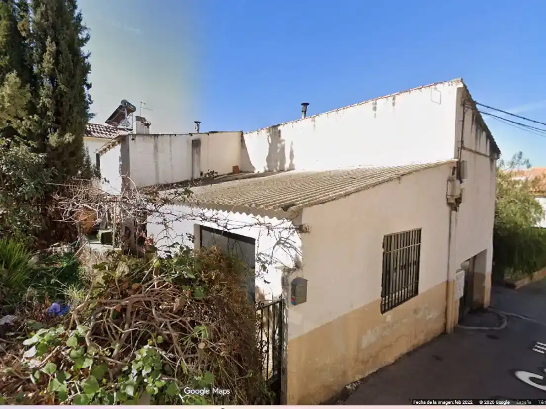 Vista exterior de Pis en venda en Cájar amb Jardí privat