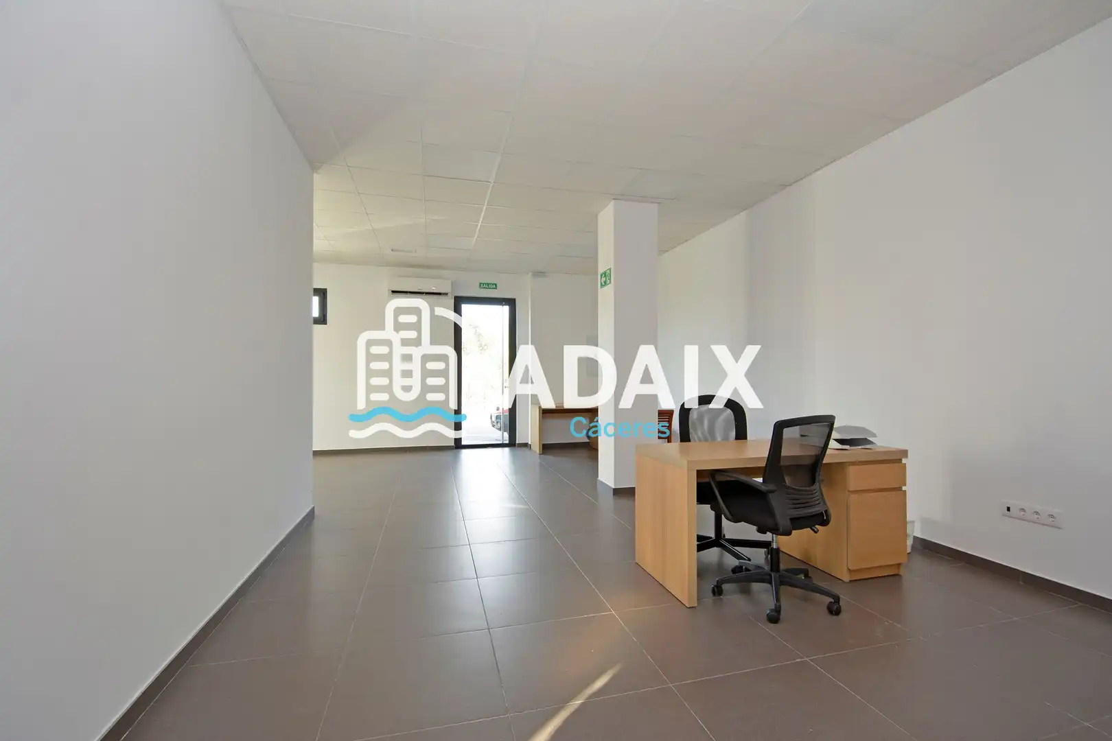 Business premises for sale in Calle Juan Ramón Jiménez número  de Cáceres, imagen 10