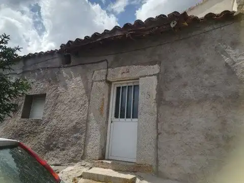 Vista exterior de Casa o xalet en venda en Muñotello, Ávila