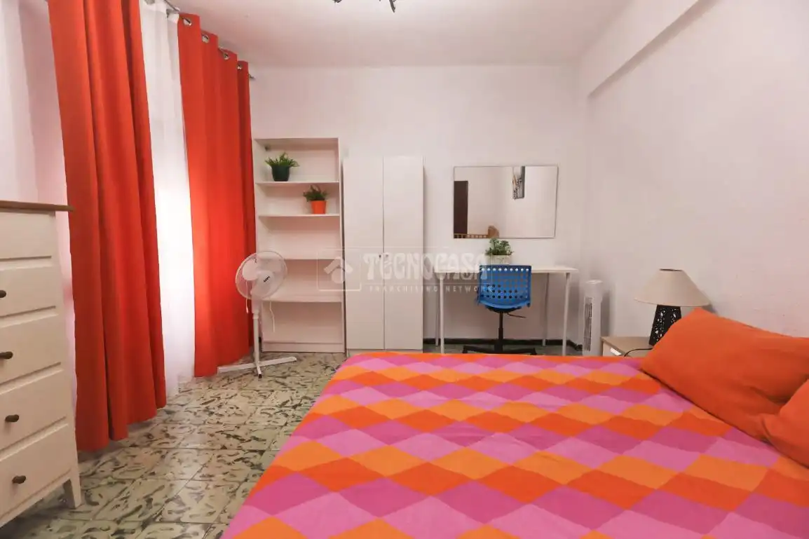 Schlafzimmer von Wohnung zum Verkauf in Sagunto / Sagunt mit Balkon