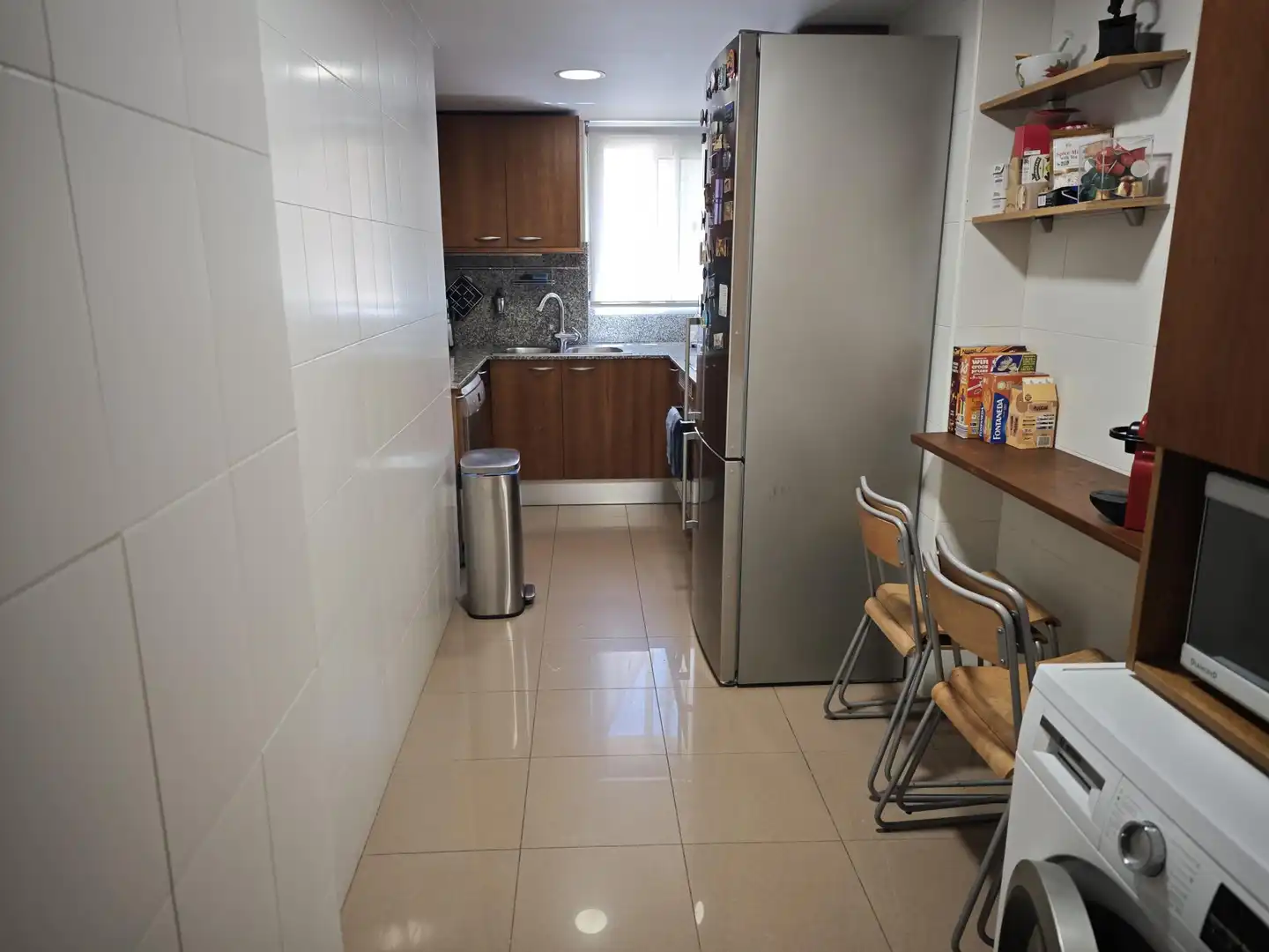 Cuina de Pis en venda en Barcelona amb Calefacció i Jardí privat