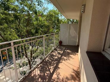 Piso con balcón en venta en Sant Martí