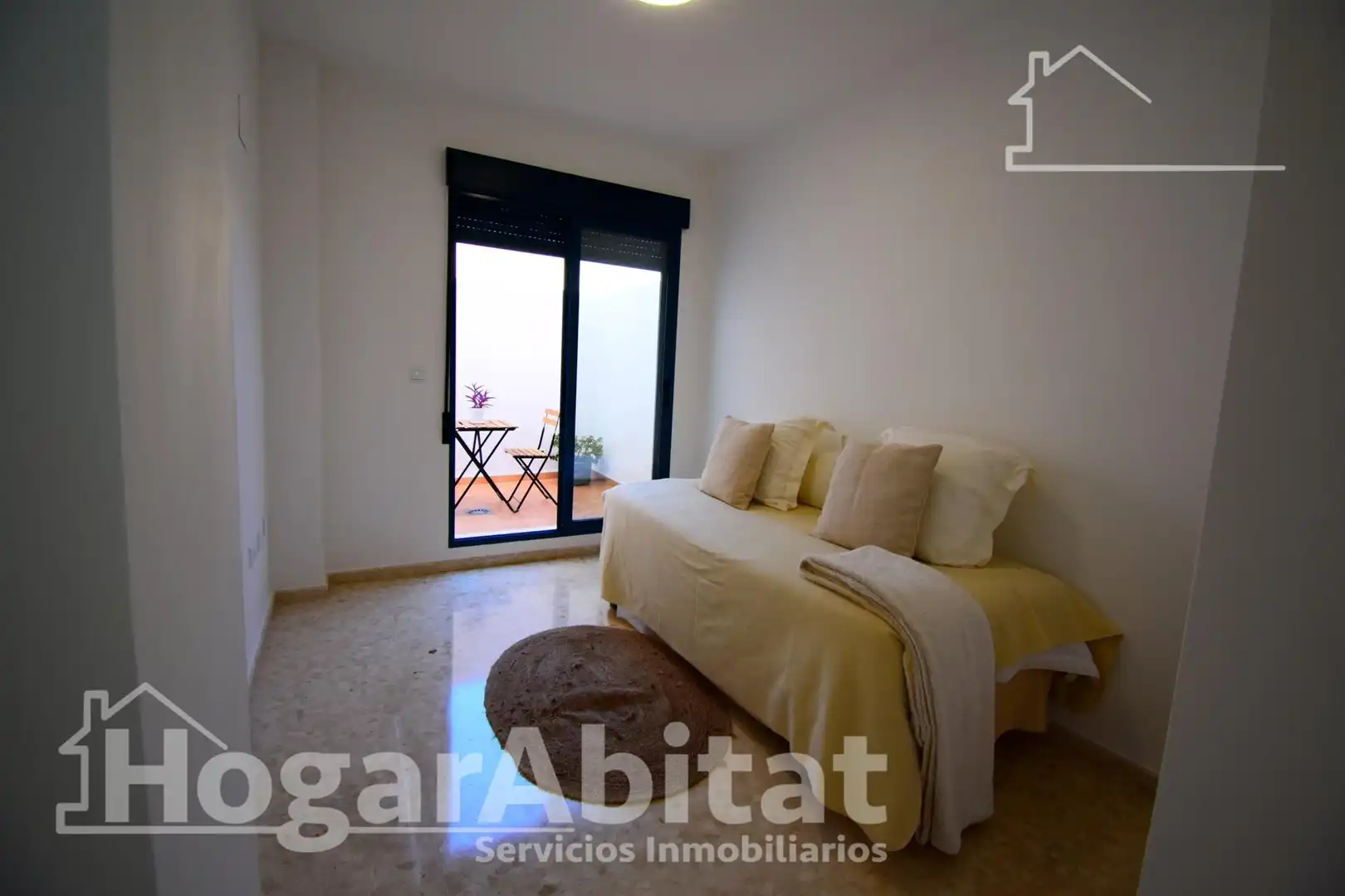 Bedroom of Flat for sale in Oliva  with Air Conditioner, Heating and Terrace