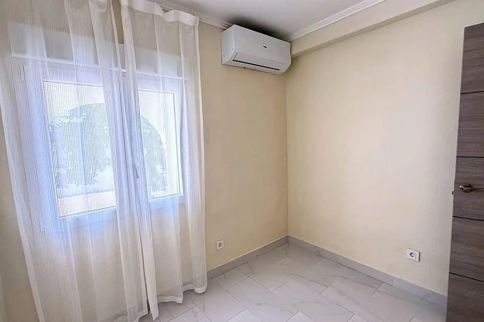 Adosado con terraza en venta en Calle C. Luxemburgo 4, imagen 15