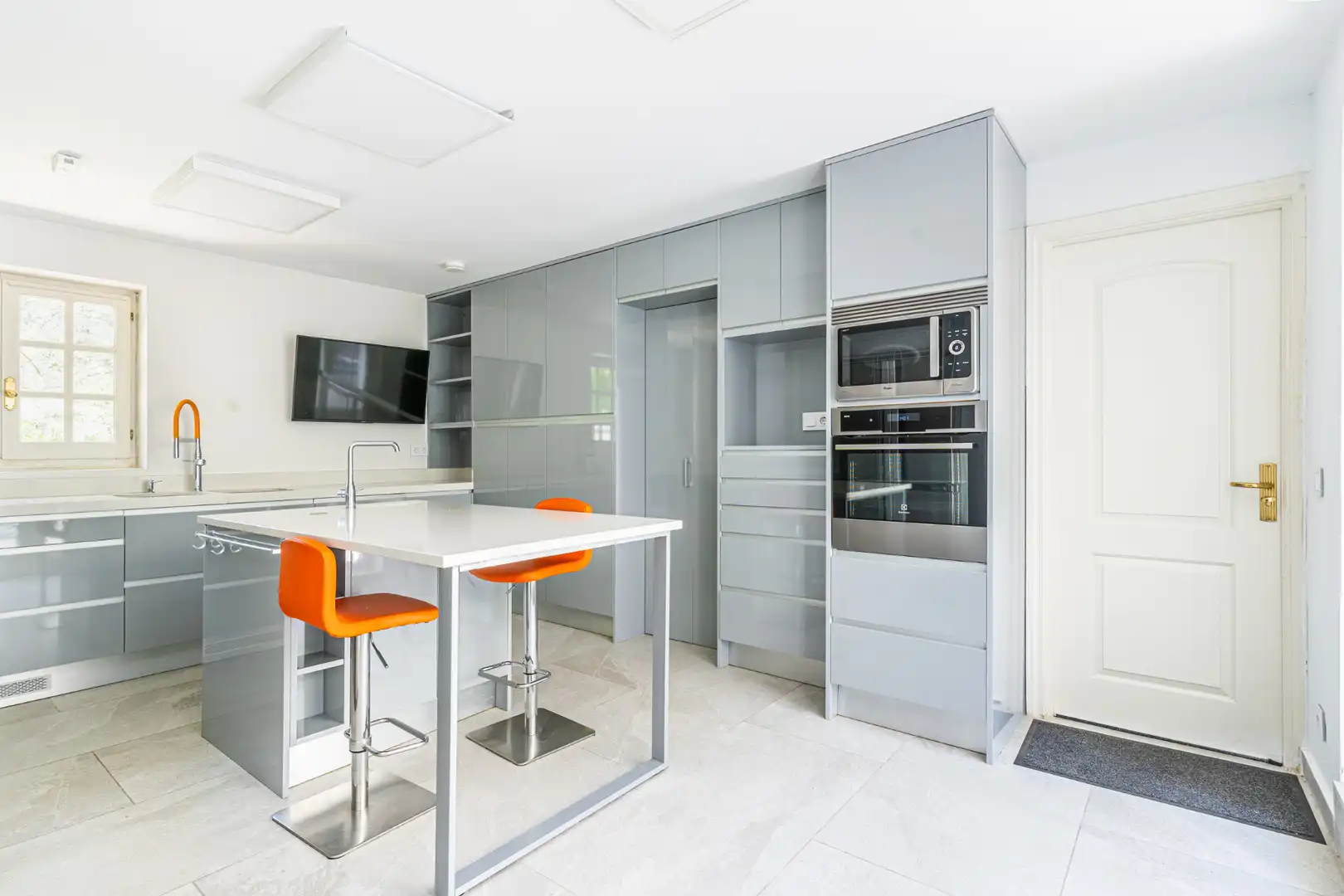 Cocina de Casa o chalet en venta en Las Rozas de Madrid con Aire acondicionado, Calefacción y Jardín privado