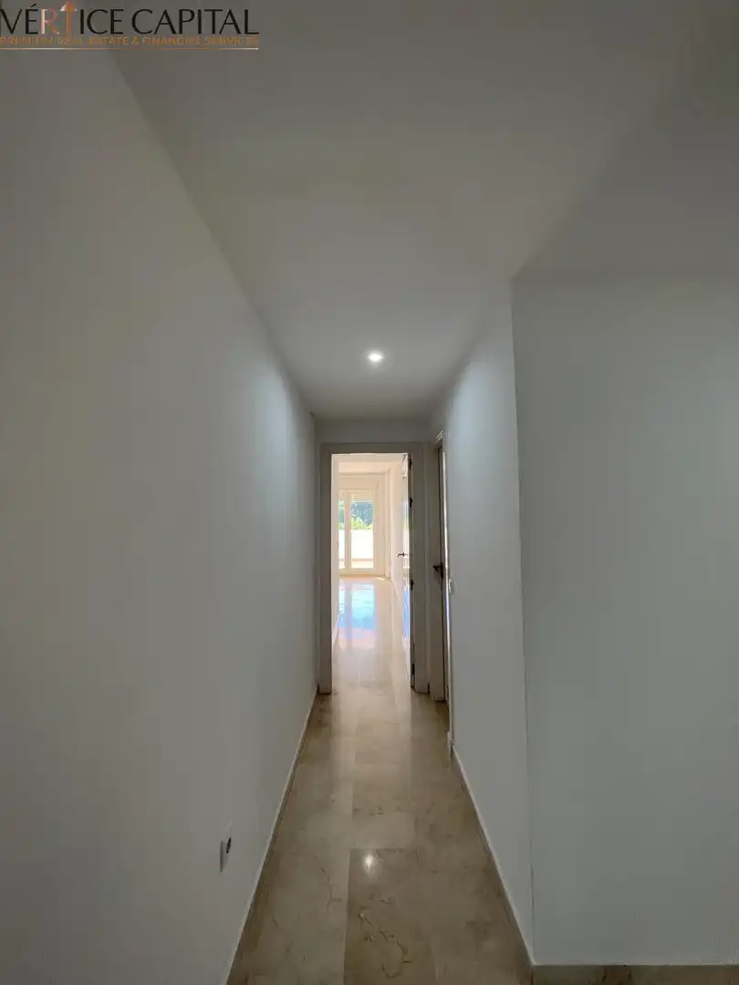 Piso en venta en Benalmádena con Aire acondicionado, Terraza y Alarma