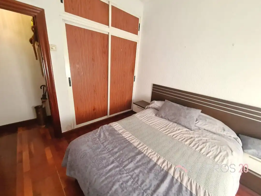 Schlafzimmer von Wohnung zum Verkauf in Barakaldo  mit Heizung und Möbliert