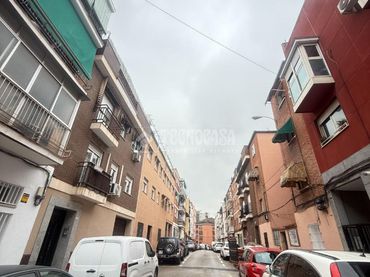 Local comercial en venta en Carabanchel