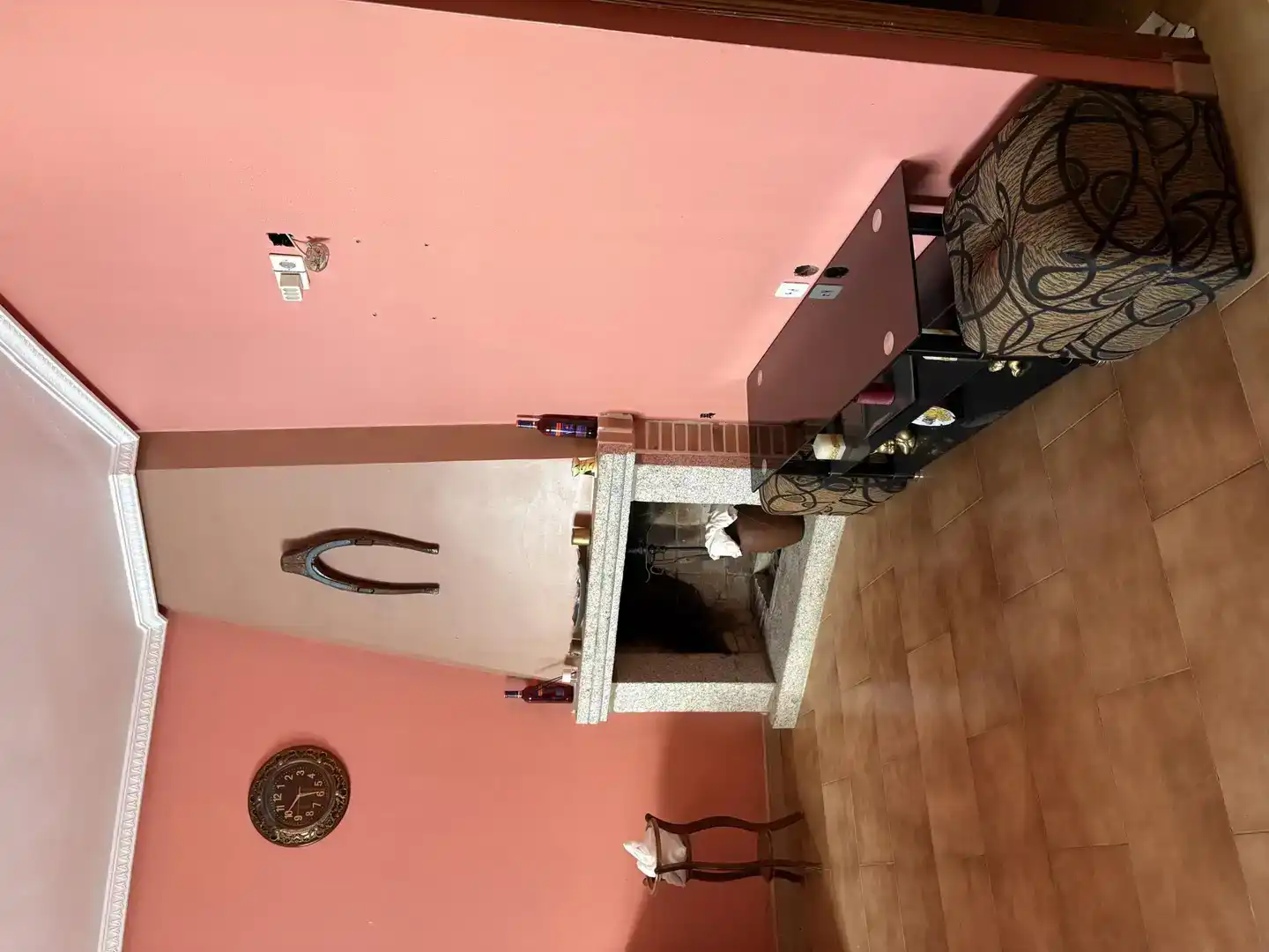 Sala d'estar de Casa adosada en venda en Valdemorales amb Moblat