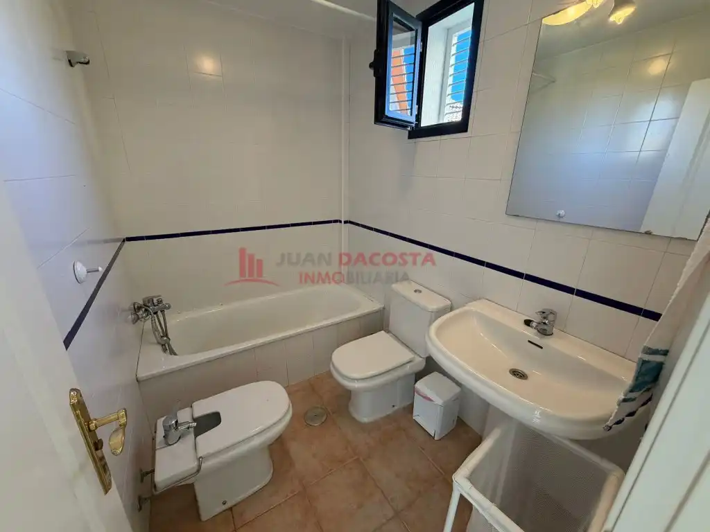 Bathroom of Apartments for sale in Islantilla