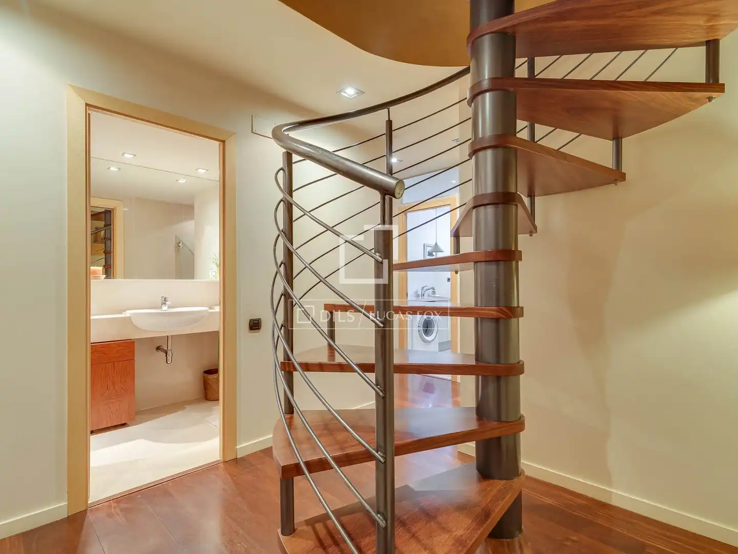 Piso en venta en Barcelona con Aire acondicionado, Calefacción y Parquet