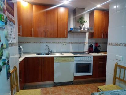 Kitchen of Flat for sale in Estepona