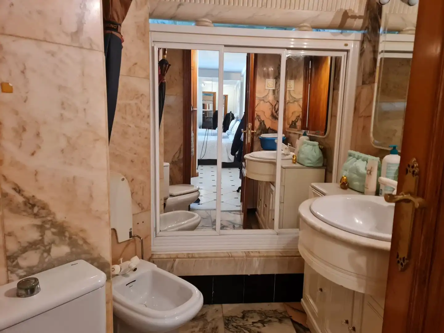 Baño de Piso en venta en Móstoles con Calefacción, Terraza y Amueblado