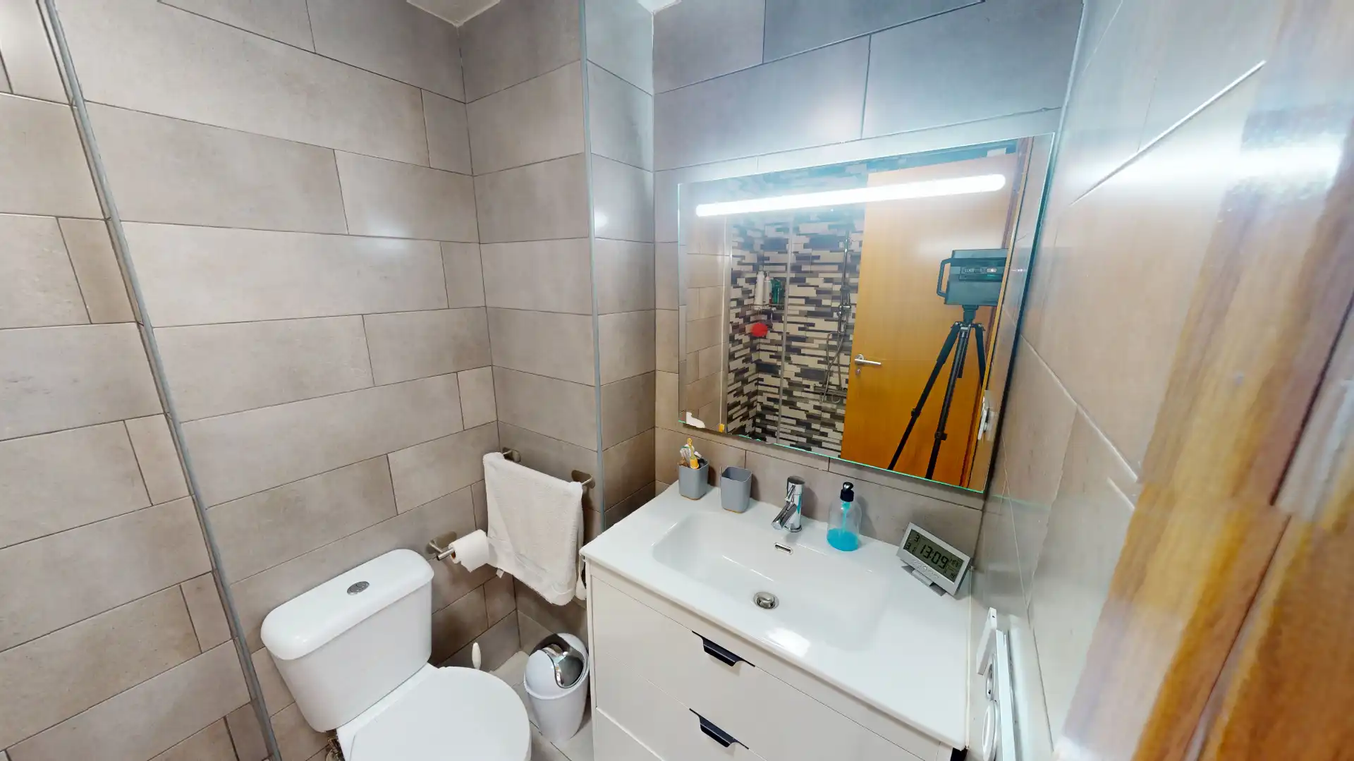 Bathroom of Flat for sale in Elche / Elx  with Furnished