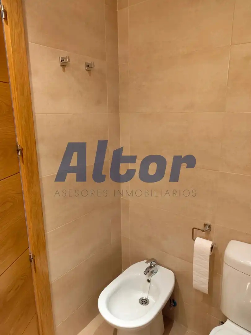 Baño de Piso de alquiler en Madrid con Aire acondicionado, Calefacción y Terraza