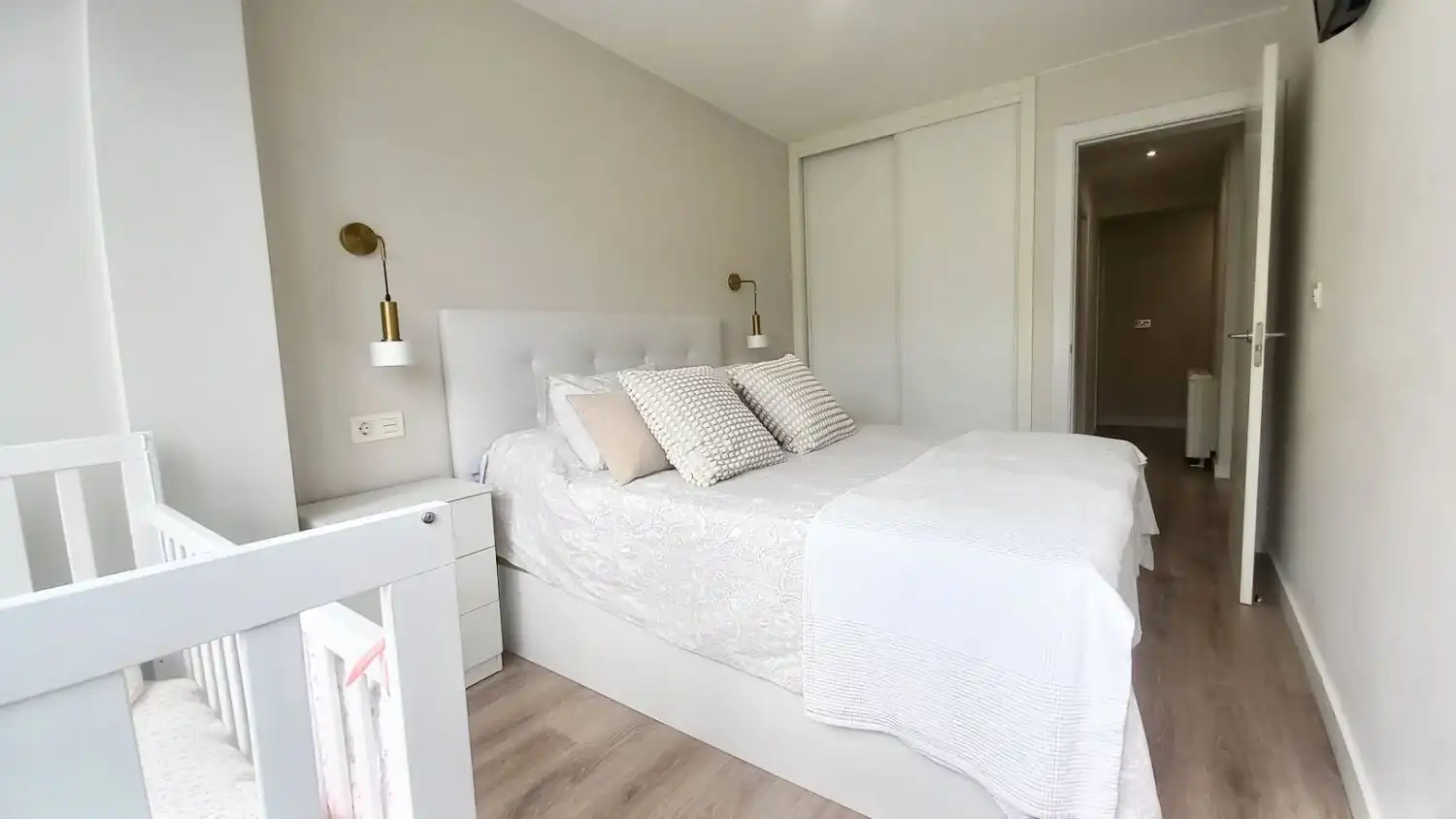 Habitación de Piso en venta en A Coruña Capital  con Calefacción