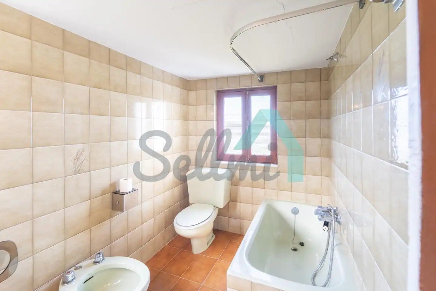 Bathroom of Houses for sale in Valdés - Luarca  with Private garden and Parquet flooring