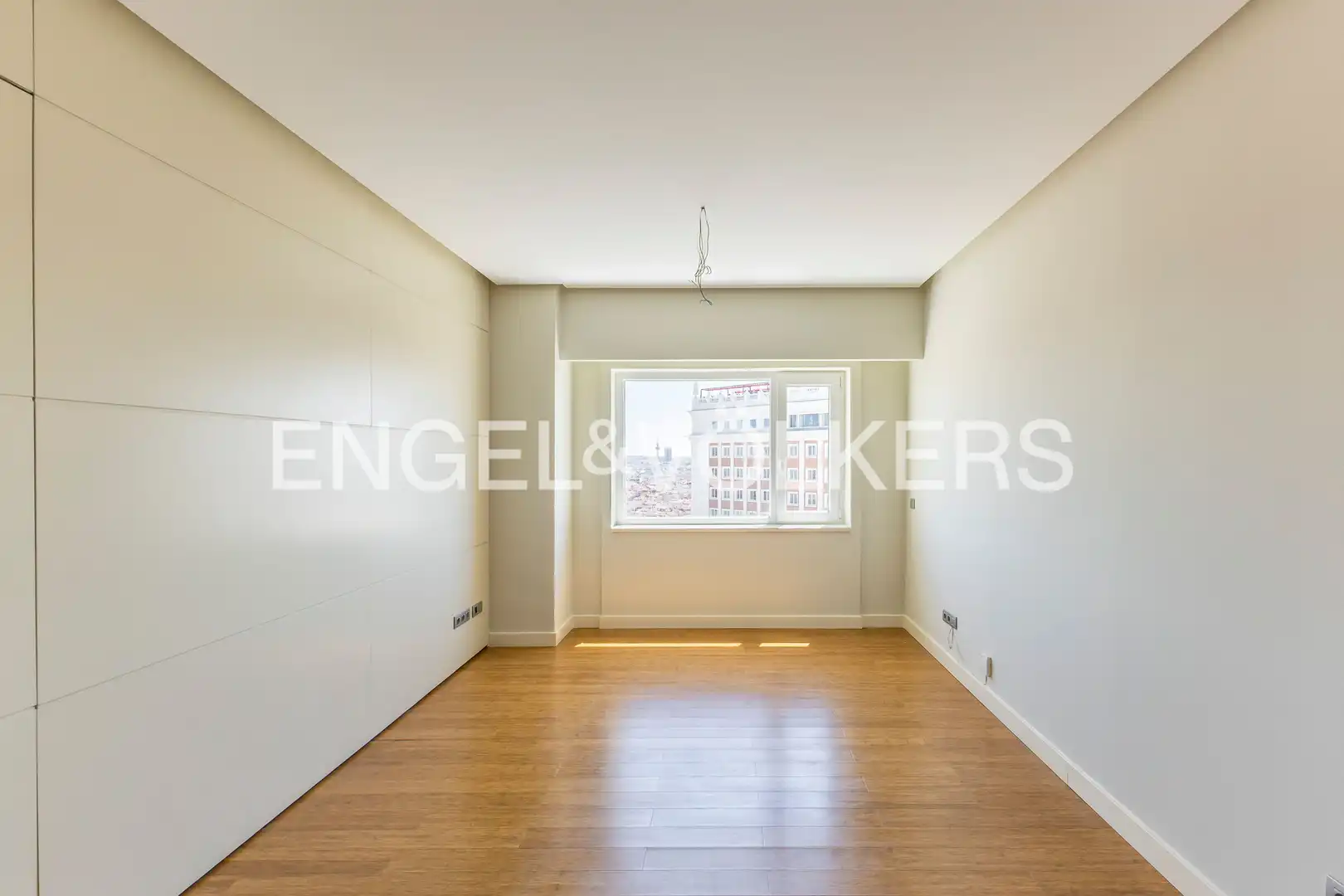 Schlafzimmer von Wohnung zur Miete in Madrid mit Heizung