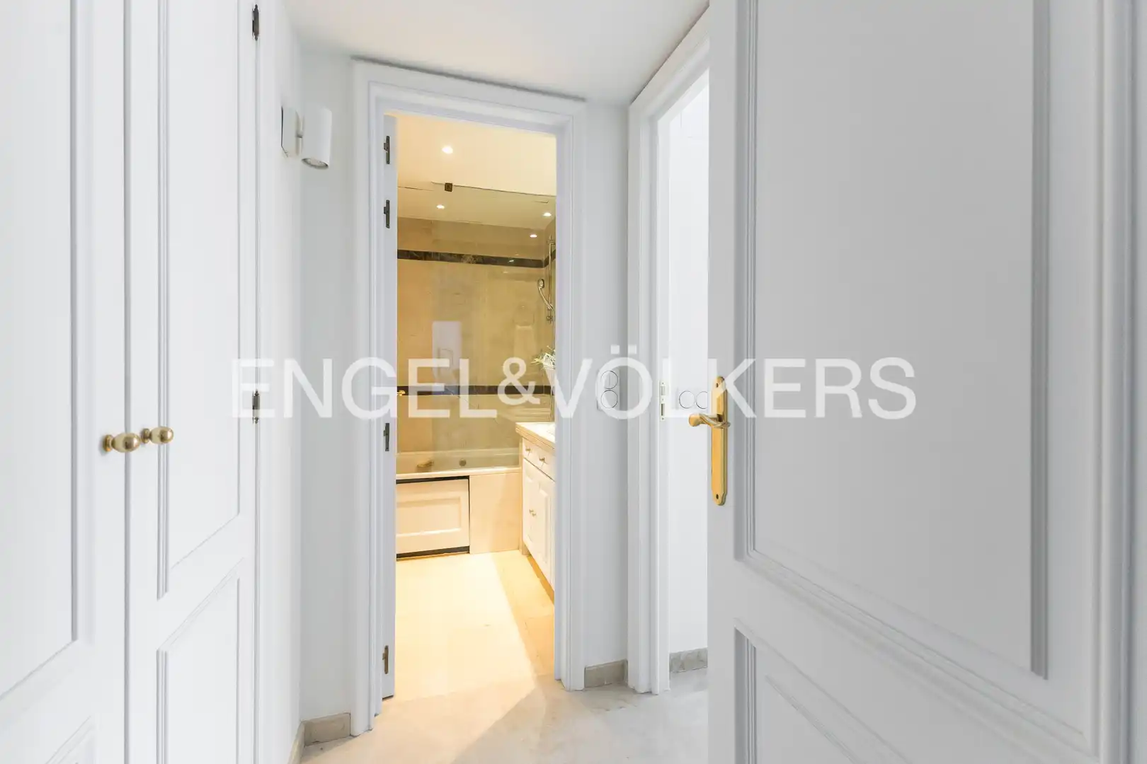 Piso en venta en Madrid con Aire acondicionado, Calefacción y Piscina