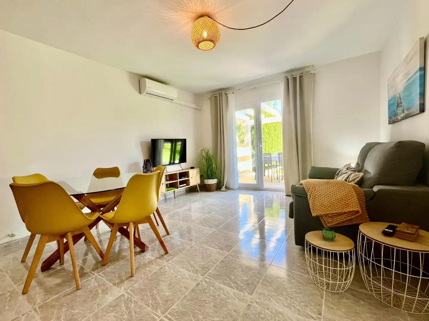 Living room of Apartments for rent in Sant Llorenç des Cardassar  with Air Conditioner, Heating and Private garden