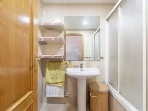 Badezimmer von Wohnung zum Verkauf in Ciempozuelos mit Abstellraum