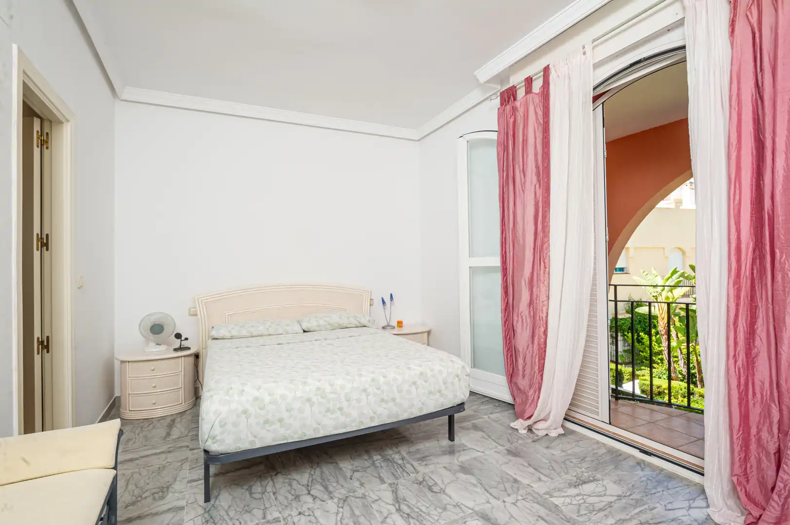 Casa adosada en venta en Lugar Urbanizacion Bahia Marbella, Bahía de Marbella
