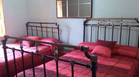 Foto 5 de Casa adosada en venda a Calle San Pedro, 37, Vega de Espinareda, León