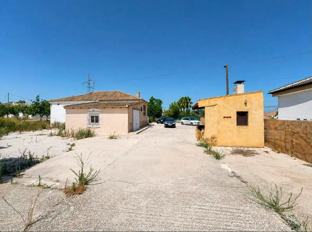 Vista exterior de Casa o xalet en venda en Orihuela