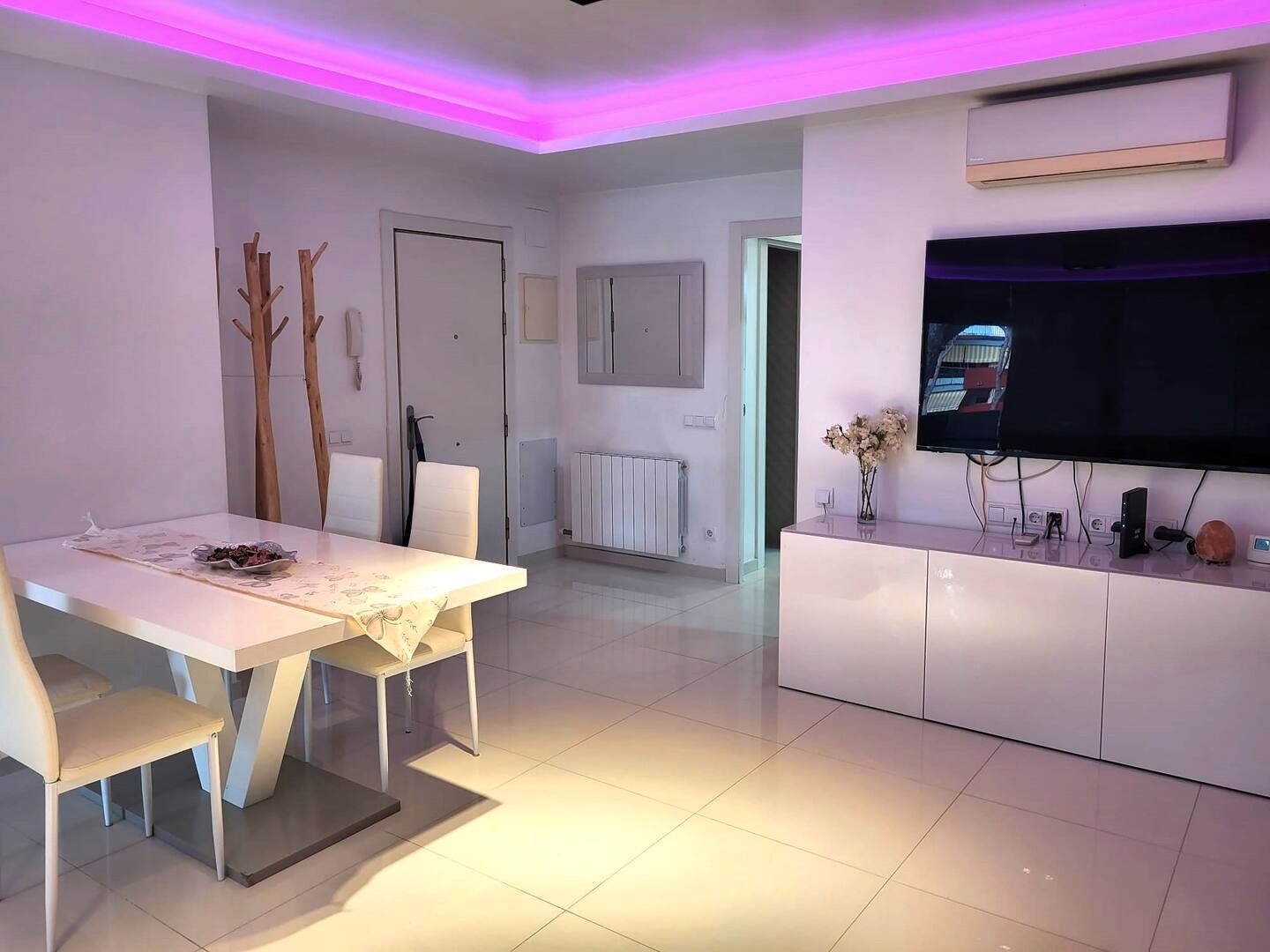 Dining room of Flat to rent in Castelldefels  with Air Conditioner, Furnished and TV