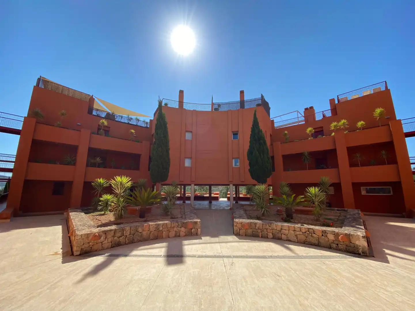 Vista exterior de Apartamento en venta en Santa Eulària des Riu con Aire acondicionado, Calefacción y Terraza
