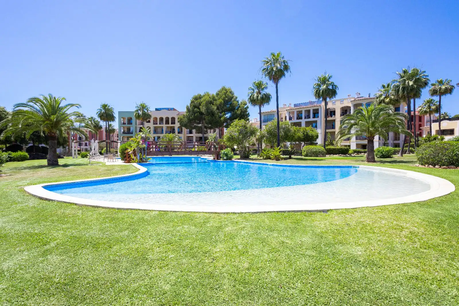 Piscina de Casa o chalet en venta en Calvià con Aire acondicionado, Calefacción y Jardín privado