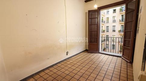 Foto 2 de Pis en venda a El Raval, Barcelona