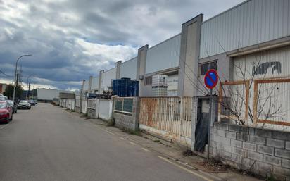 Exterior view of Industrial buildings for sale in Rubí