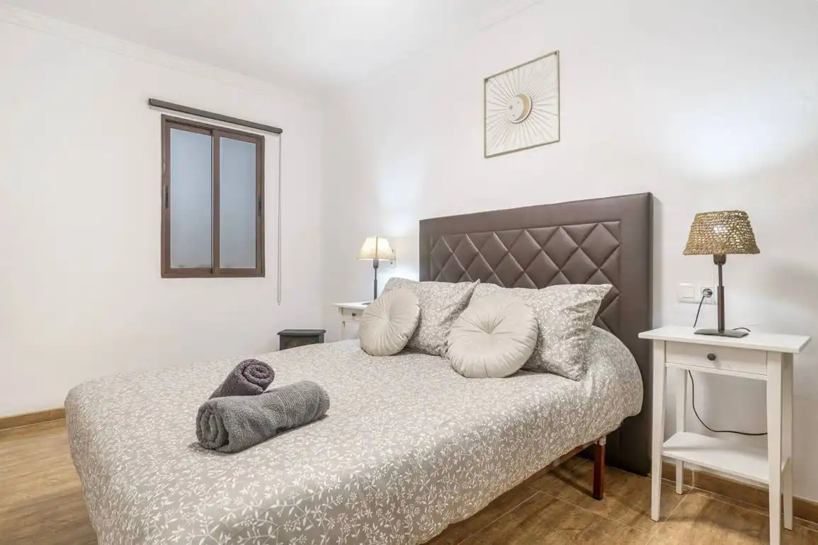 Bedroom of Flat for rent in Ronda  with Furnished