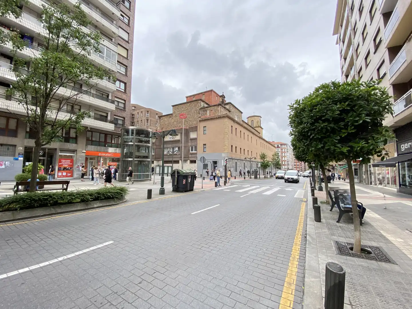 Exterior view of Flat for rent in Bilbao   with Heating, Terrace and Furnished