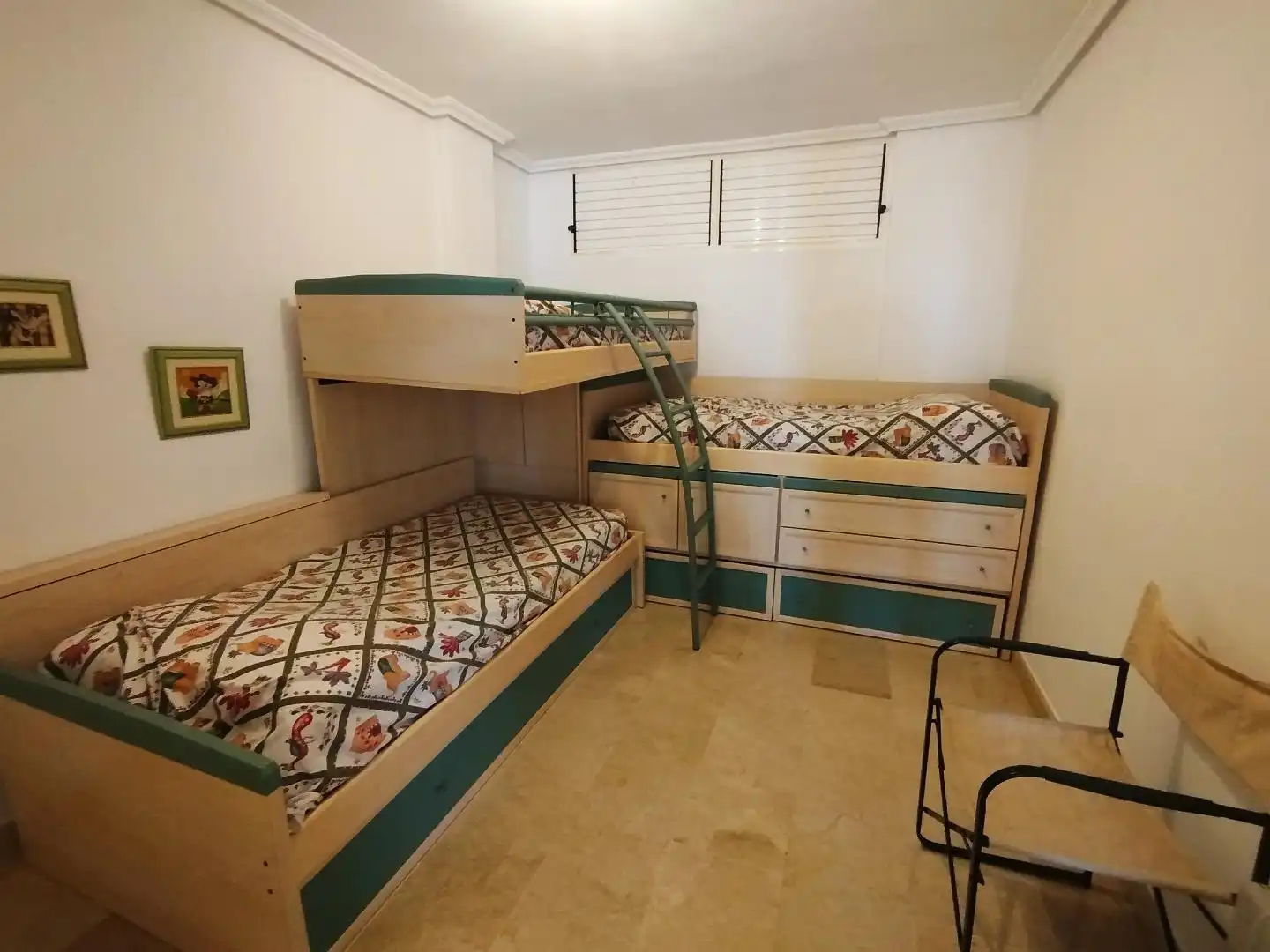 Apartamento de alquiler en El Puig de Santa Maria con Terraza, Piscina y Amueblado