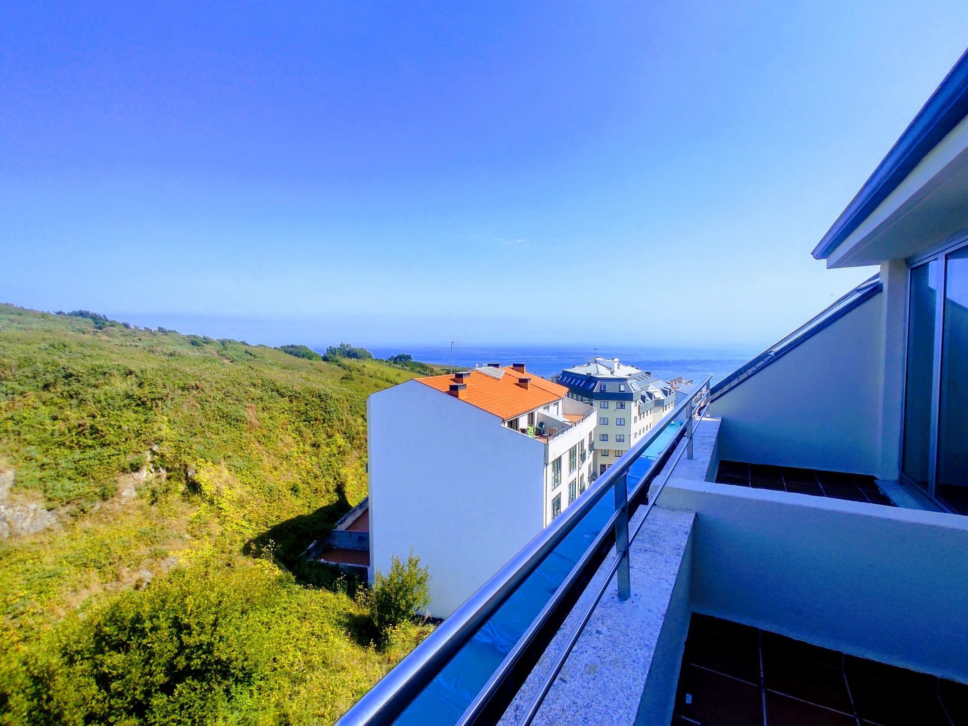 Exterior view of Flat for sale in Malpica de Bergantiños  with Heating, Terrace and Storage room