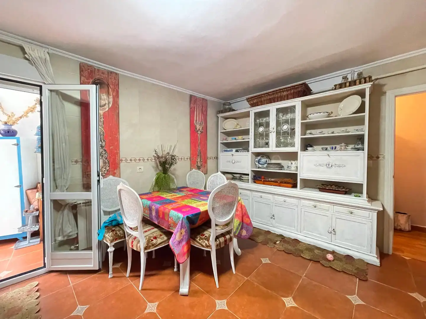 Comedor de Piso en venta en Ponferrada con Calefacción, Terraza y Trastero