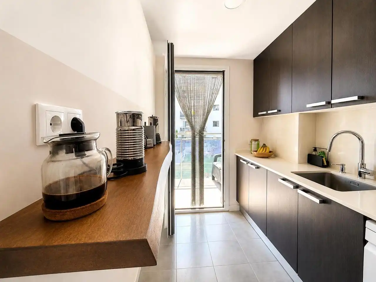 Küche von Wohnung zum Verkauf in Badalona mit Klimaanlage, Heizung und Terrasse