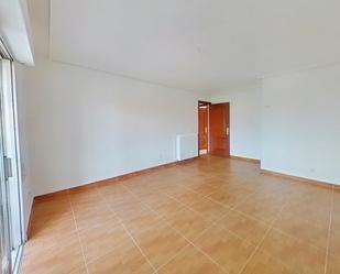 Living room of Flat for sale in  Madrid Capital  with Terrace