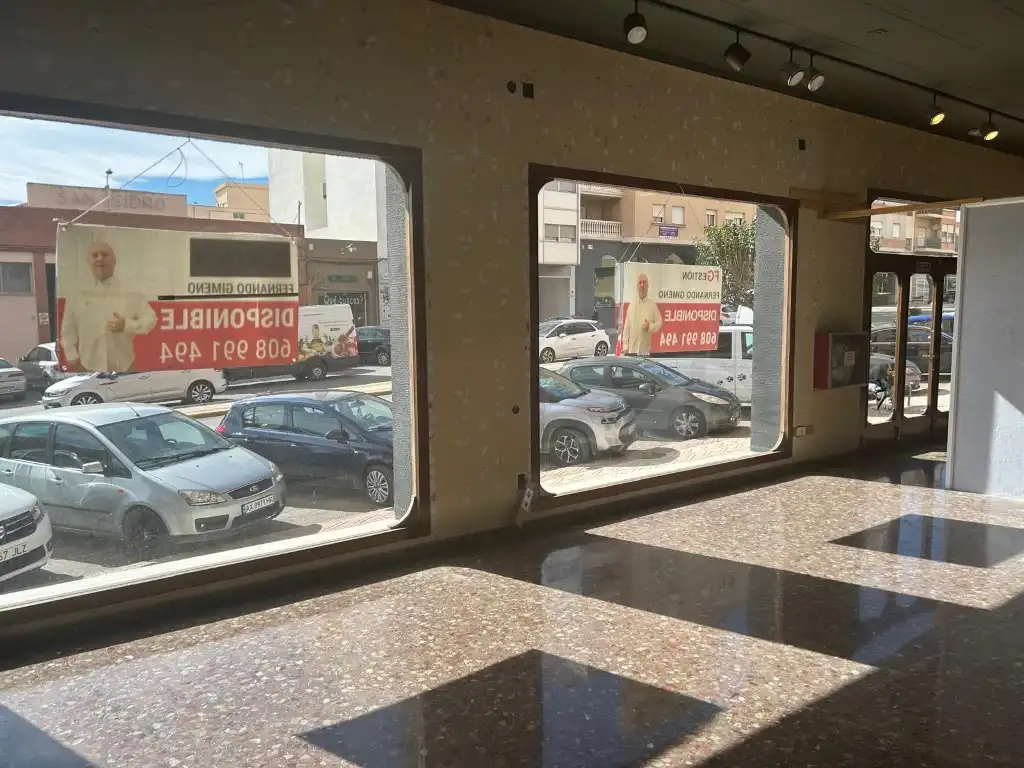 Local comercial en venda a Avenida España, imagen 31