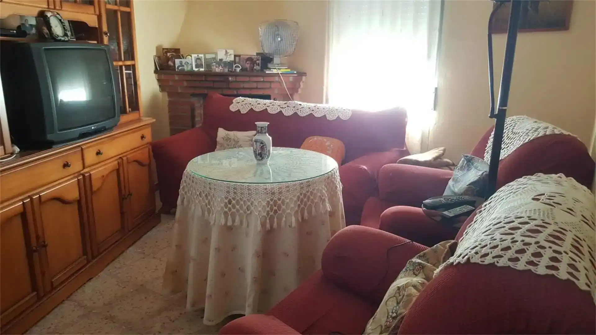 Sala de estar de Casa adosada en venta en Valdeverdeja con Amueblado, Lavadora y Microondas