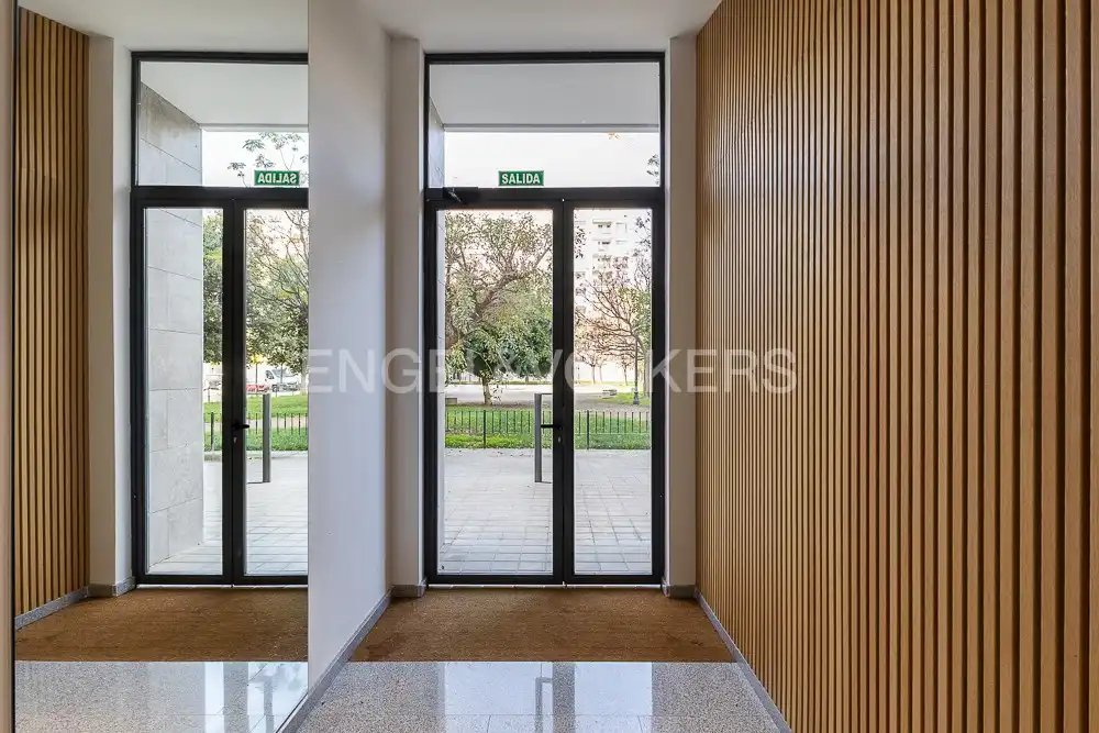 Flat for rent in Valencia  with Air Conditioner, Heating and Parquet flooring
