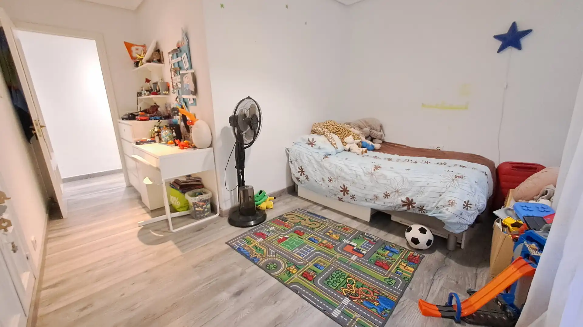 Schlafzimmer von Wohnung zum Verkauf in Bilbao  mit Heizung und Möbliert