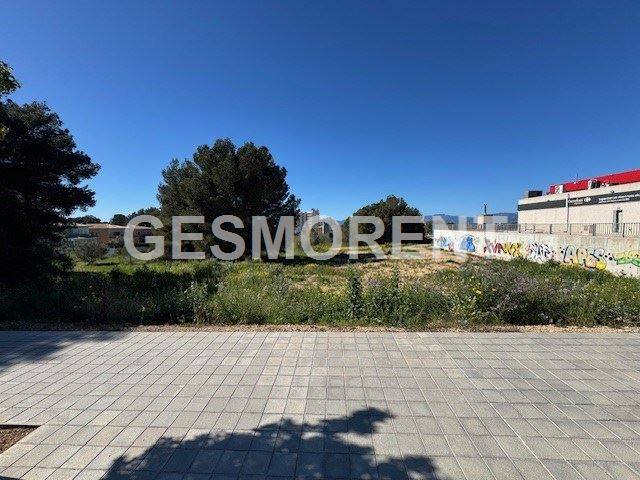 Terreno residencial en Alquiler en Les Maravelles